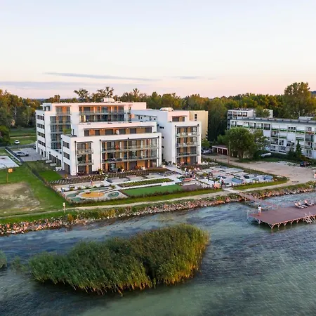 Sunset Апартаменты